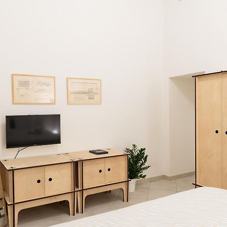 Salita Trinita Appartement Napels Buitenkant foto