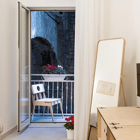 Salita Trinita Appartement Napels Buitenkant foto